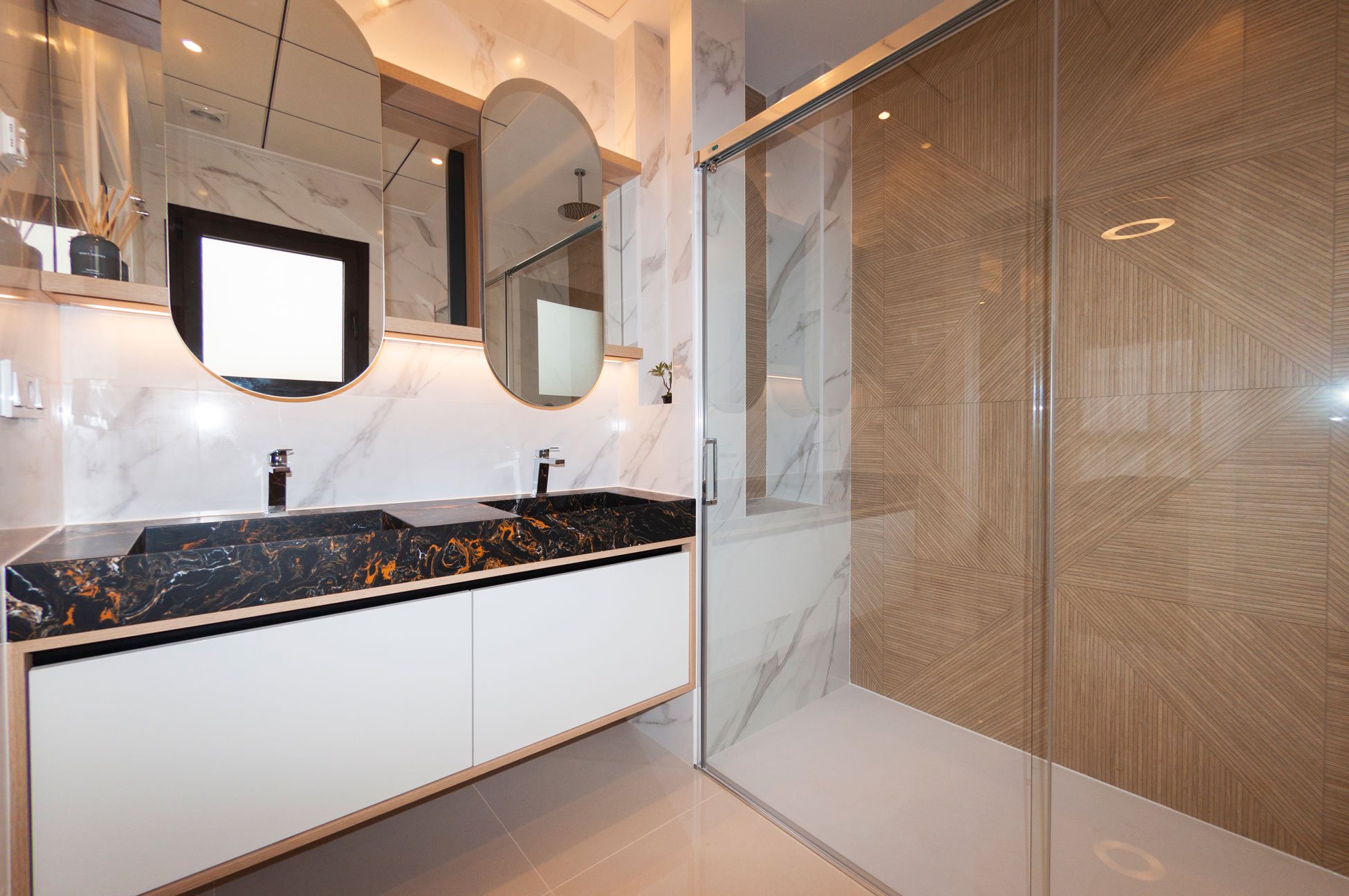 Modern detached villa - photo 9